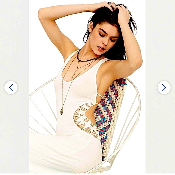 Urban outfitters white lace maxi dress staring at stars off white cutout dress - Picture 2 of 12